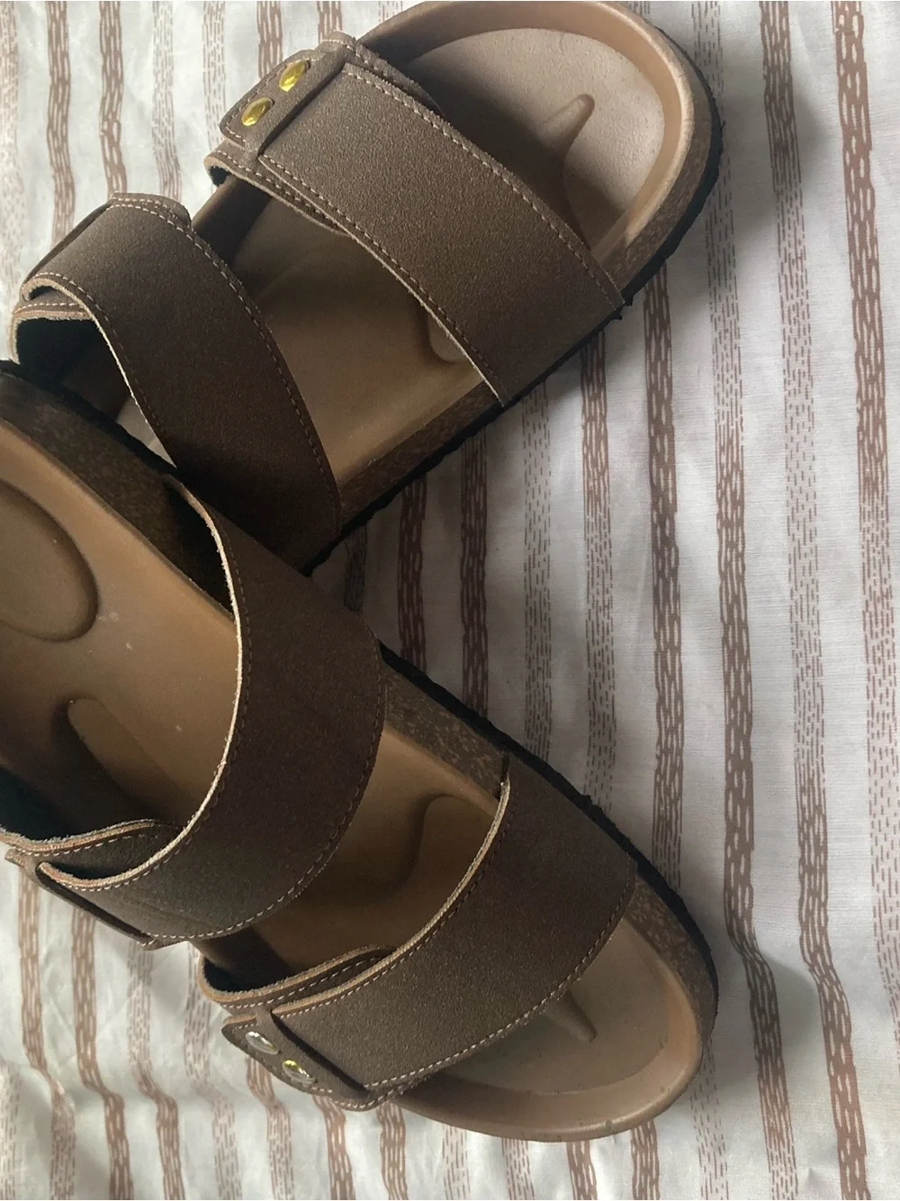 None brown dual